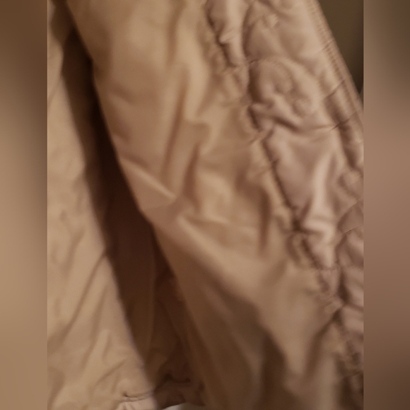 Cabelas Womens Lightweight Vest - Picture 5 of 6